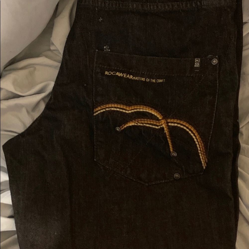 Men’s ROCAWEAR 34 W x 32 L Dark Jeans - Like New